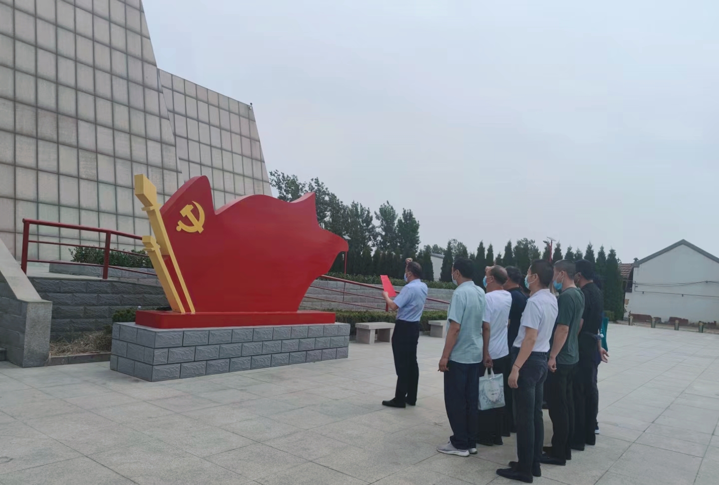 藥機黨小組參加公司慶祝中國共產(chǎn)黨成立100周年活動